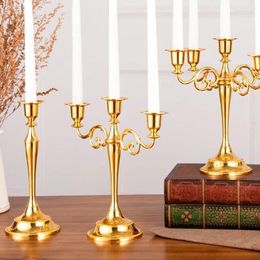 Candle Holders Nordic Alloy Holder Three-Headed Candlestick For Party Weddings Candlelight Dinners Romantic Candelabrum