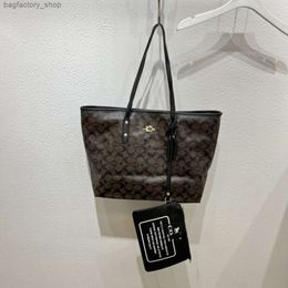 Handbag Designer Sells Hot Women's Brand Bags at 55% Discount Olaikou Jiachi Tote Bag Classic Large Capacity One Shoulder Crossbody Underarm Shopping Womens
