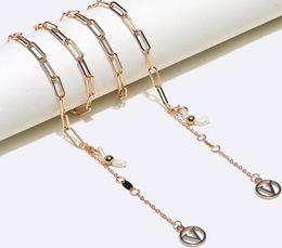 Eleglant fashion women pendant chain for eyeglasses mask earphone V letters metal sun glasses lanyord rope gold silver Colour sungl7341509