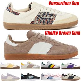 New Men designer Original casual shoes Low Trainers Sneakers Vegan OG Classic Cream Brown Tie Dye White Grey Iridescent luxurys womens Sneaker