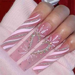 False Nails 24Pcs Long Coffin False Nails Christmas Pink with Rhinestones Snowflakes Wearable Fake Nails French Press on Nails Tips Art Y240419