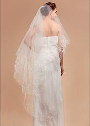 2019 In Stock Wedding Veils Long Applique Bridal Wedding Accessories Cheap Elbow Length White Ivory Party Bride Vail3771524