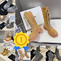 2024 Designer Boots popular Trendy Women Short Booties Ankle Boot Luxury Soles Womens Party Thick Heel size 35-40 SMFK GAI Free shipping