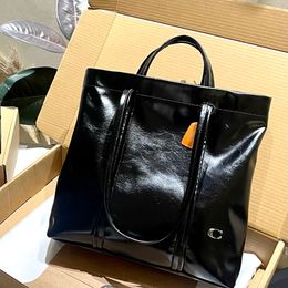 Fashion Designer bag New Tote bag lightweight shoulder strap design hand bill shoulder back method multi-color optional large capacity size 32X35cm