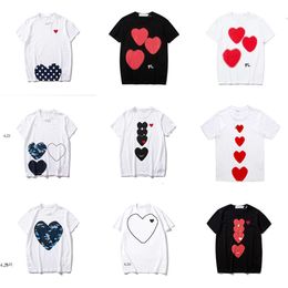COMMES Designer Play T Shirt DES GARCONS Cotton Fashion Brand Red Heart Embroidery T-Shirt Women's Love Sleeve Couple Short Sleeve Men Cdgs Play 4266