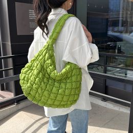 Hobos New Quilted Padded Crossbody Bag for Women Pleated Bubbles Cloud Shoulder Bags Large Tote Bucket Designer Bag Ruched Handbags