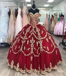 Delicate Off Shoulder Quinceanera Ball Gown Dresses Sparkly Golden Appliqued Prom Party Gowns Robe De Soiree Celebrity 15 Ans Vest3246276