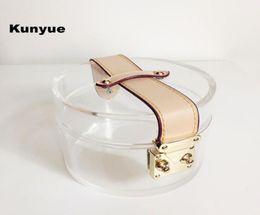 New Solid bare clear clutch purse Chic Women transparent acrylic evening bag Retro handbags Trendy Round hard box bag party prom991571399