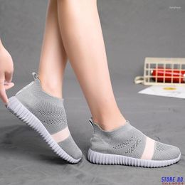 Casual Shoes Lightweight Women Jogging Sneakers Flying Weaving Flats Sock Woman Big Size 35-40 Walk Trainers 2024