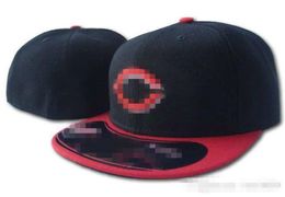 Reds C letter Baseball caps Men Women Visor dad Bone Hip Hop Sport Gorras Casquette men women Fitted Hats H5 aa1511417