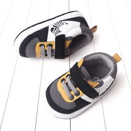 Toddler Sneakers Casual Cute Baby Flats Breathable Mesh Infant Walking Shoes for born Girl Boys 240415