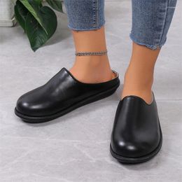 Slippers Toe Shoes Woman 2024 Casual Luxury Summer Soft Flat Massage Rubber Retro Slides Basic Fashion PU Rom