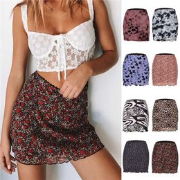 Skirts Xingqing Women Close-fitting Short Skirt Y2K Clothes Ladies Printed Pattern High Waist Lace Hem Pencil Skirts Strtwear Y240420