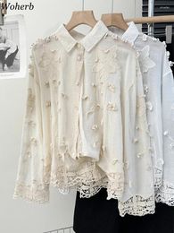 Women's Blouses Fashion Embroider Flower Blouse Women Korean Lace Hollow Out Patchwork Shirts 2024 All Match Vintage Elegant Crop Tops