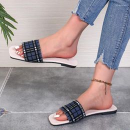 Sandals 2024 Designer Traf Woman Flat Slippers Woven With Comfortable Women's Shoes Casual Bottom Summer