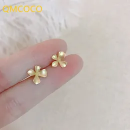 Stud Earrings QMCOCO Silver Color Vintage Simple Flower Dull-Polish Earnail Woman Korea INS Style Design Elegant Romantic Party Fine Gift