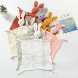 Cute Baby Rattle Bunny Muslin Towel born Soft Cotton Sleeping Dolls Burp Soothing Cloth Blanket Educational Plush Rabbit 240417