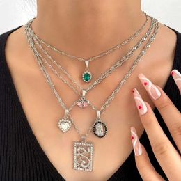 Pendant Necklaces New Multilayer Crystal Dragon Heart Metal Chain Necklace Set For Women Silver Colour Portrait Twisted Chain Necklaces Jewellery Y240420