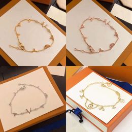 Womens Love Charm Bracelets Designer Jewellery Stainless Steel Wedding Lovers Gift Bracelet rs