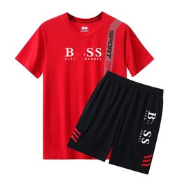 Camiseta de malha para três shorts casuais masculinos com forma cilíndrica solta