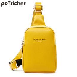 Backpacks New Women's Chest Pack Bag Hip Hop Banana Belt Bag Mini High Quality Crossbody Bags Female Pu Leather Waist Bags Purse Pocket