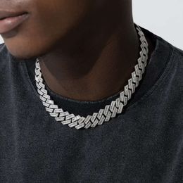 Hand Crafted Baguette Cut Cuban Link Chain Vvs Moissanite 19mm Iced Out Cuban Link Chains