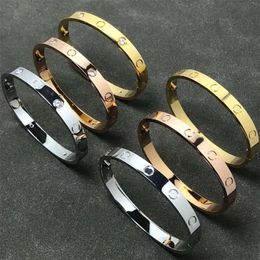 High Quality 316L Stainless Steel Gold Plated Love Screwdriver Bracelet Men's And Women's Jewelry Manufacturer