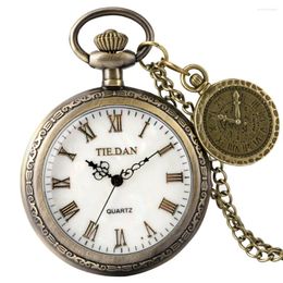 Pocket Watches Bronze Alloy Metal Quartz Analogue Necklace Watch Roman Numerals Dial Vintage Fashion Pendant Clock With Chain