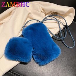 Hobos Faux Fur Women's Small Shoulder Messenger Bag Luxury Designer Cute Plush Ladies Mini Phone Bag Winter Purses Warm Crossbody Bag