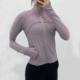 2024 lu-068 Yoga Outfits Long Sleeve Cropped Sports Jacket Women Zip Fiess Winter Warm Gym Top Activewear Running Coats Workout Clothes Woman