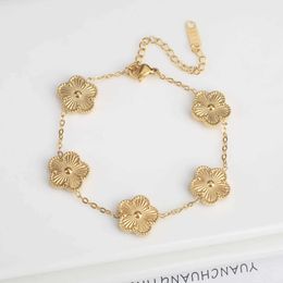 Chain Hot Sale Stainless Steel Laser Five Leaf Flower Petal Adjustable Clover Bracelet Classic for Woman Girl Brand Jewelry Party Gift Y240420