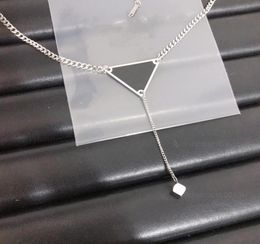 New Designer Pendant Necklace Womens luxury Jewellery Blacks P Triangle Pendants Design Party Black Hip Hop Punk Mens Necklace Acces9534794