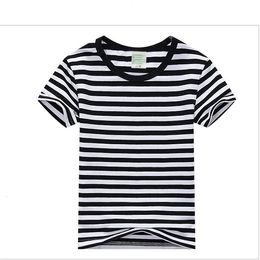 Einfache Mädchen und Jungen T-Shirt Unisex gestreift schwarze weiße Baumwolltops Tees Sommerkinderkleidung für 2 3 4 6 8 10 Jahre alte Rkt174001 240410