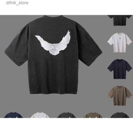 Men's T-Shirts 2024SS Designer s Classic Wests T Shirt Thr Party Joint Peace Dove Printed Washing Water Short Slves High Strt Mens And Womens Yzys Ts Y240420