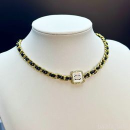 Designer -Anhänger Halskette für Frauen Schmuck Luxus Halshöhe Mode Pearl Anhänger Halskette Kette Schmuck Geschenke