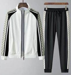 Mens Tracksuit Two Pieces Sets Jackets Hoodie Pants =2024 With Letters Fashion Style Spring Autumn Outwear Sports Set Tracksuits Jacket Tops Luxury suits