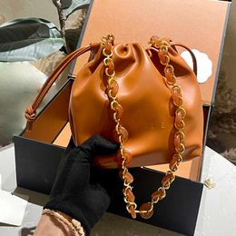 Acrylic Chain Designer Luckybags Women bags Mini Handbags Bucket Purse Woven Bag Leather Handbag Cloud Cowhorn Bag Girl