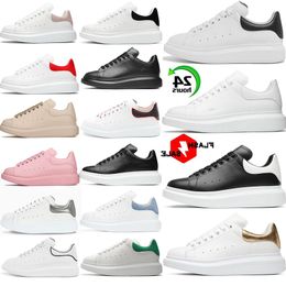 Designers Luxurys Casual Bottom shoes over sized Casual mens women velvet black white platforms pink Rainbow outdoor Veet Flats sports sneakers big size