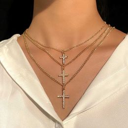 Pendant Necklaces 2022 New Crystal Pearl Cross Pendant Chain Necklace Set For Women Multilayer Portrait Cross Metal Clavicle Necklaces Y240420