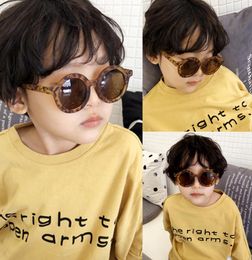Cool 210 Years Kids Sunglasses Sun Glasses for Children Boys Girls Fashion Eyewares Coating Lens UV 400 20PCS2527844
