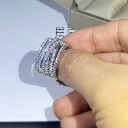 2020 New Luxury Jewelry 925 Sterling Silver Pave White Sapphire CZ Diamond Gemstones Women Wedding Band Cross Ring For Lo223M