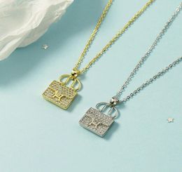 French new H letter bag Necklace women039s clavicle chain simple temperament fashion niche Design Pendant Gift9365363