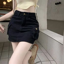 Summer Vintage Cargo Denim Skirts Women Harajuku High Waist Black Mini Skirt Woman Y2K with Pockets Button Jean Bag Hip 240420