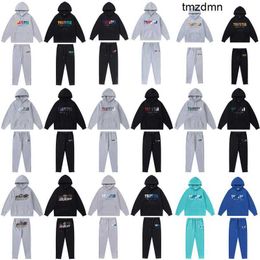 Mens T-shirts 2023ss Tracksuits Casual High Quality Embroidered Men Women Hoodie Trapstar London Shooters Hooded Tracksuit Designer Sportswear