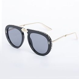 New Luxury Sunglasses Designer women Sun Glasses Foldable glasses Womans UV Protection women Eyeglass Gradient Fashionable square glasses Mix Color with box