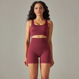 Women Sporstwear Seamless Yoga Set Sexy Square Collar Sport Bra Tops Suits With Shorts Gym Fitness Clothing Sleeveless Tracksuit 240415