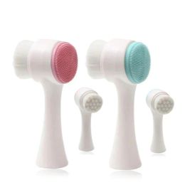 Scrubbers 1pcs Doublesided Silicone Skin Care Tool Facial Cleanser Brush Face Cleaning Vibration Facial Massage Washing Product