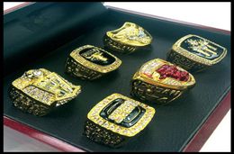Personal collection 199119921993199619971998 year Chicago Championship Ring with Collector039s Display Case4550160