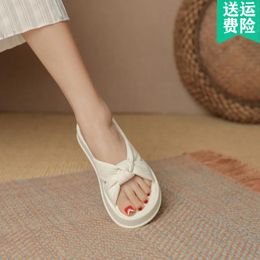 Slippers Women's For Outdoor Wear 2024 Summer Thick Sole Sponge Cake Soft Cool