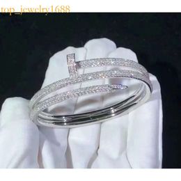 Customized Jewelry Womens 18cm Titanium Nail Bracelet Rhodium Rose Gold Plated Iced Out Diamonds Bangle